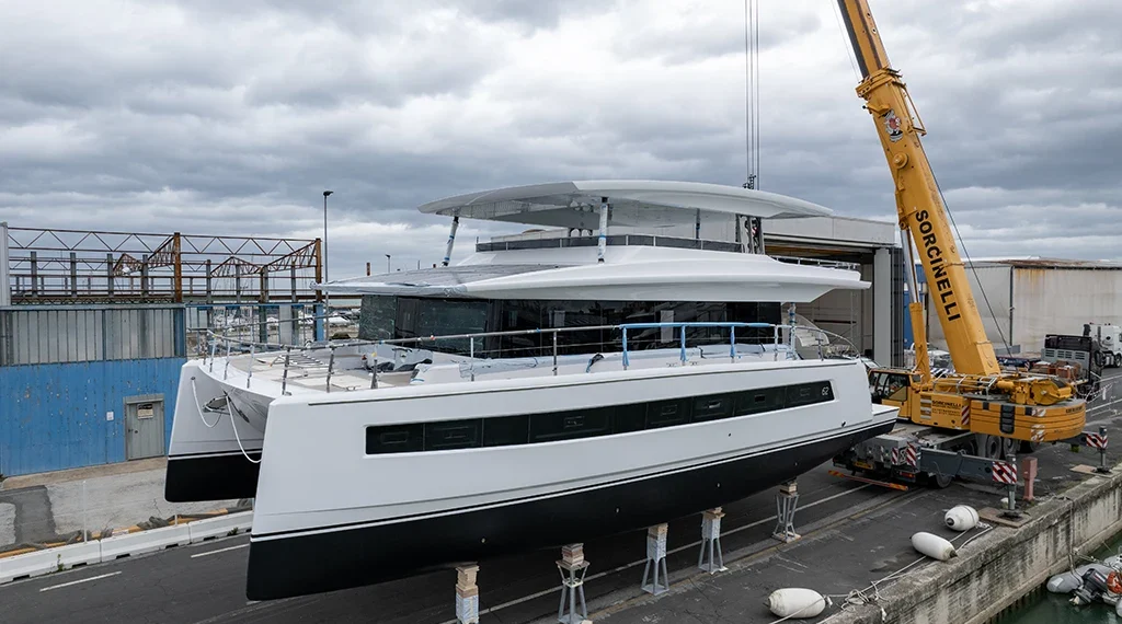 Silent 62 3-Deck Lifted By Crane